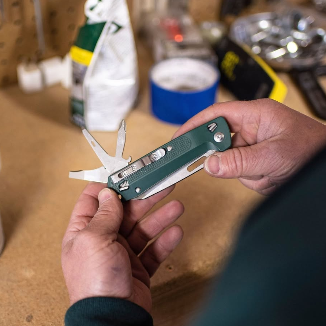 Canivete Multifuncional Leatherman FREE K2 Evergreen